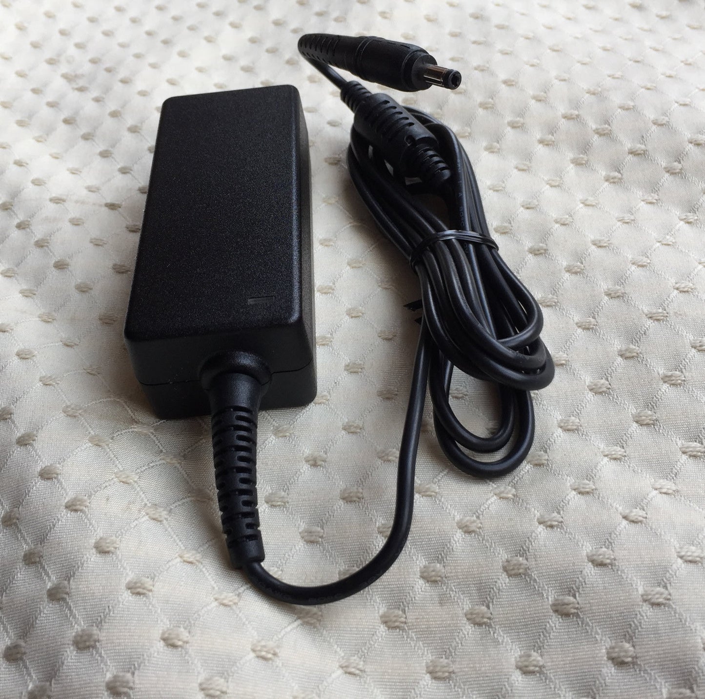 Original 19V 2.1A AC/DC Adapter fit for ASUS Chromebook C202SA-GJ0033